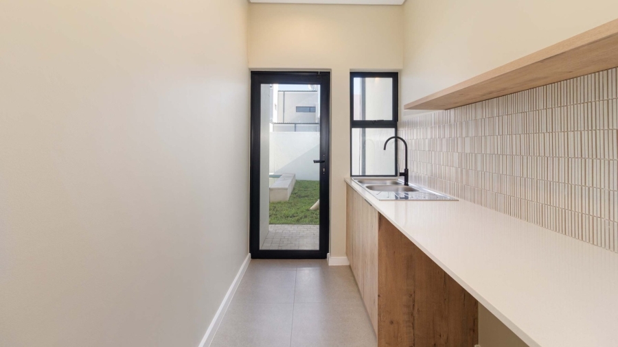 4 Bedroom Property for Sale in Sandown Western Cape